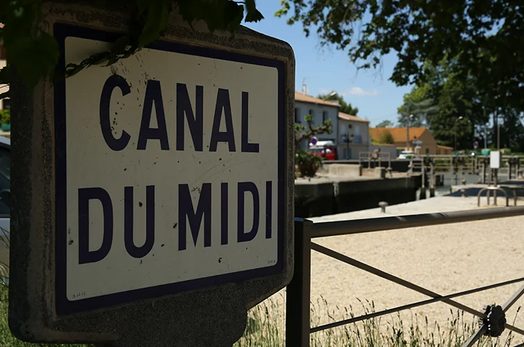 Camping Les Berges du Canal **** Camping Les Berges du Canal ****